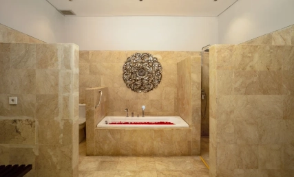Signature Cabins Ocean View 1BR Bathroom