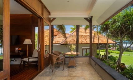 Signature Cabins Ocean View 1BR Veranda