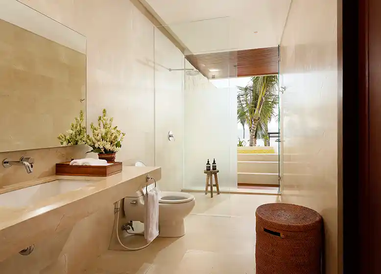 image of jacuzzi-suite-ocean-view